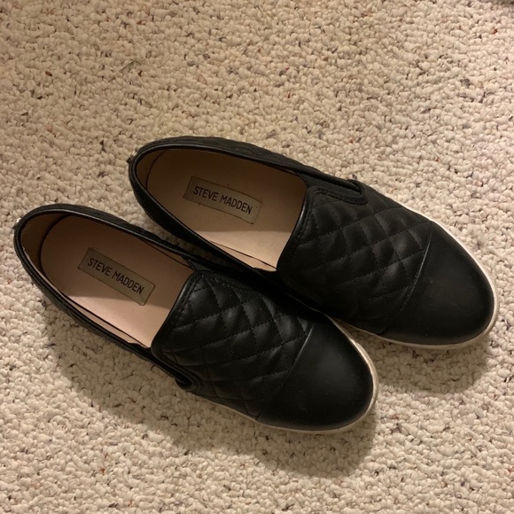 Steve Madden Shoes - Steve Madden Slides